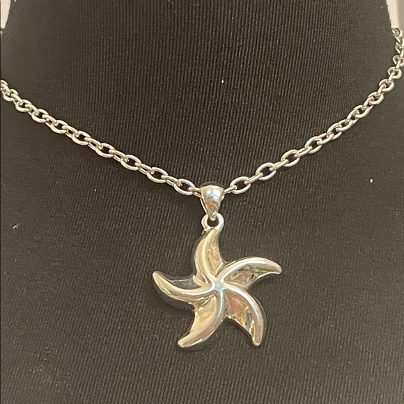 Silver Starfish Pendant Necklace - Picture 6 of 6